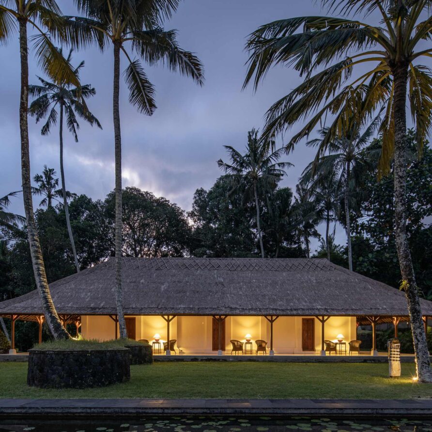 Wangi Felixe - Garden