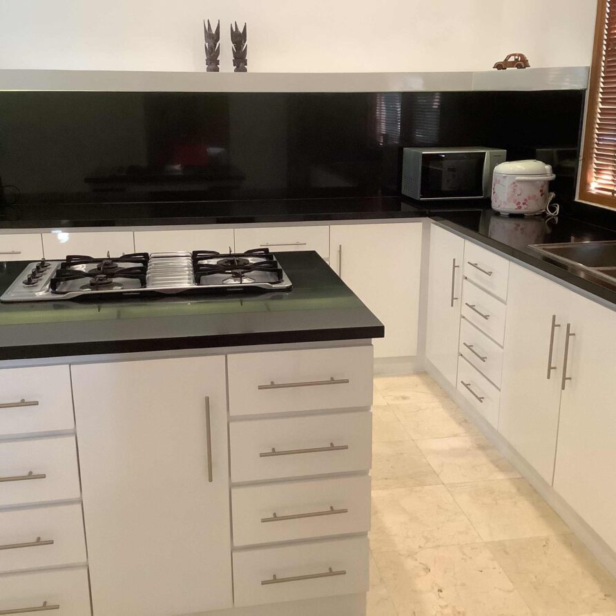 Villa Sungai Raja, Lovina, Bali