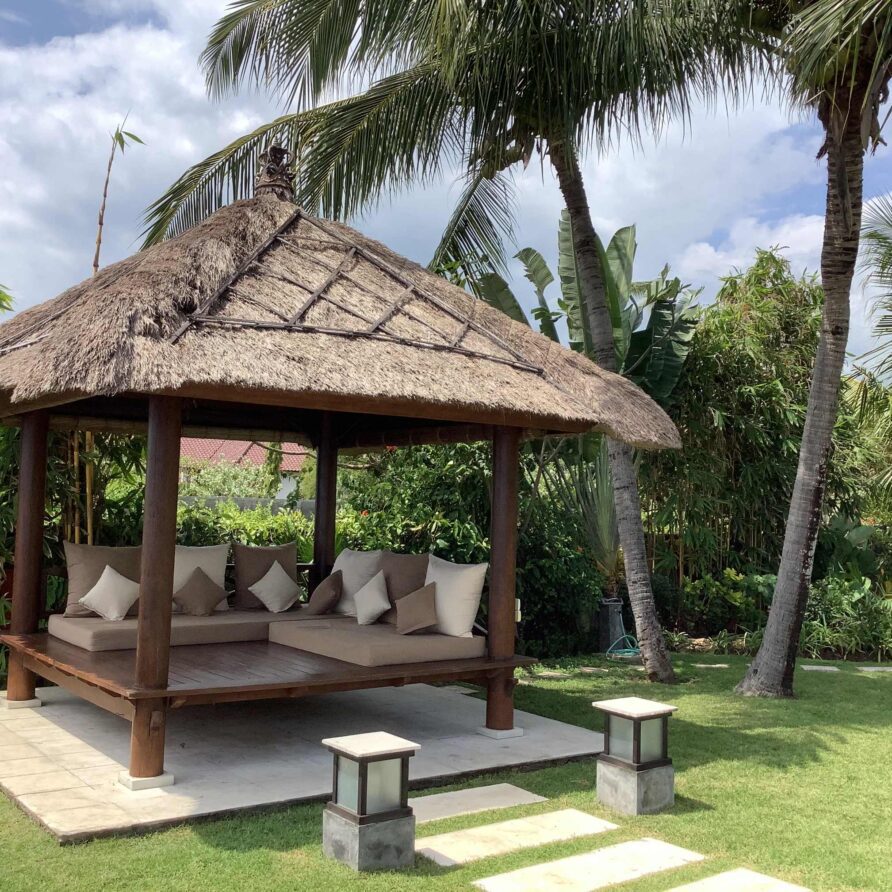 Villa Sungai Raja, Lovina, Bali