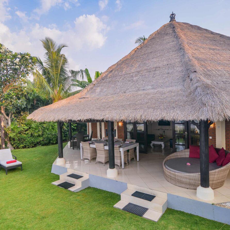 Villa Bundar, Lovina, Bali